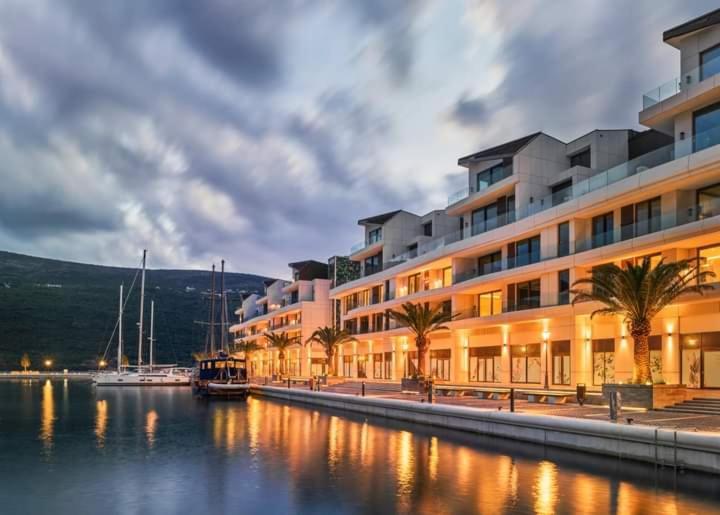 Ferienwohnung Blue Sea Herceg Novi Exterior foto