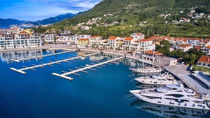 Ferienwohnung Blue Sea Herceg Novi Exterior foto